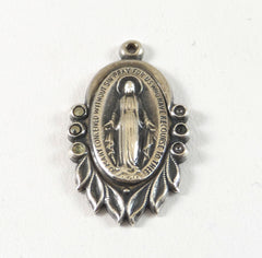 Vintage 925 Sterling Silver Saint Mary Protection Charm Pendant (3.5G)