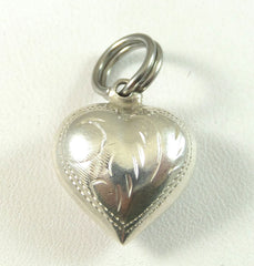 Vintage 925 Sterling Silver Etched Floral Heart Charm Pendant (1.6G)