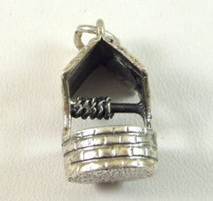 Vintage 925 Sterling Silver Wishing Well Design Charm Pendant (3.6G)