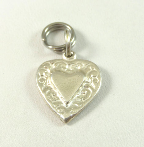 Vintage 925 Sterling Silver Etched Design Dangle Heart Pendant (3.1G)