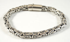 Vintage 925 Sterling Silver Heavy Byzantine Chain Link Design 9" Bracelet-170020