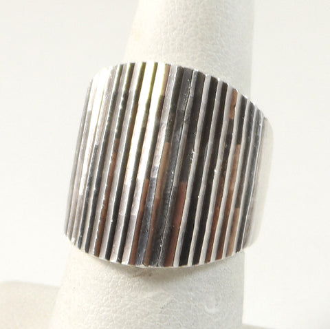 Vintage 925 Sterling Silver Mexico Ridged Dome Ring Size 6 (13.3G)