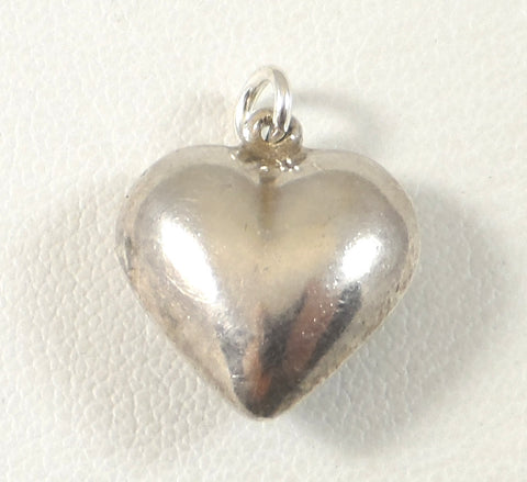 Vintage 925 Sterling Silver Small Bubble Heart Charm Pendant (1.5G)