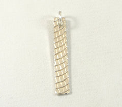 Vintage 925 Sterling Silver Reptile Skin Design Drop Pendant (1.4G)