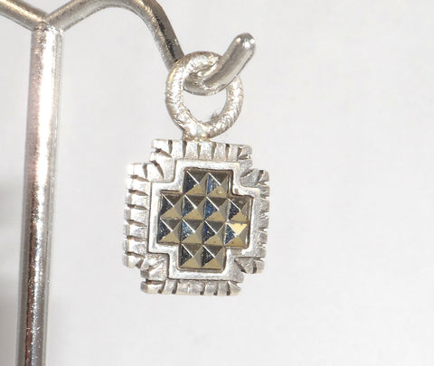 Alwaysbelisting: Vintage 925 Sterling Silver Marcasite Cross Pendant