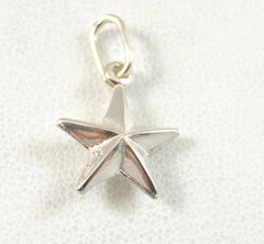 Vintage Jewelry 925 Sterling Silver Shiny Star Designed Charm