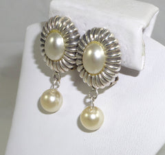 Alwaysbelisting: Vintage 925 Sterling Silver Freshwater Pearl Earrings