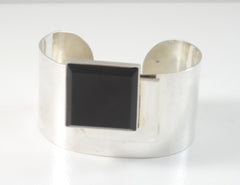 Vintage 925 Sterling Silver Shiny Square Black Onyx Design Cuff Bracelet