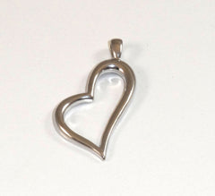 Alwaysbelisting: Vintage 925 Sterling Silver Unique Heart Pendant