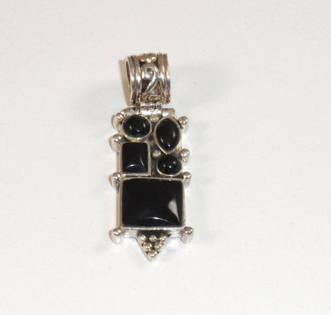 Alwaysbelisting: Vintage 925 Sterling Silver Black Onyx Pendant