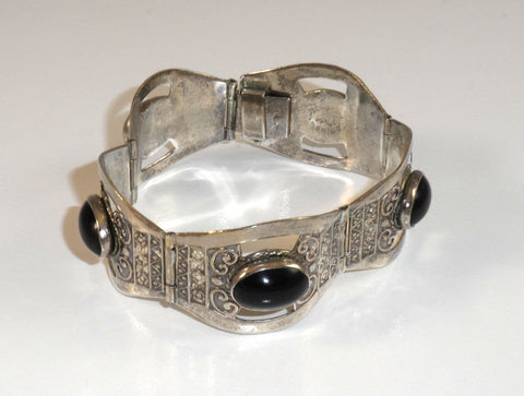 Alwaysbelisting: Vintage 925 Sterling Silver Onyx Etched Link Bracelet