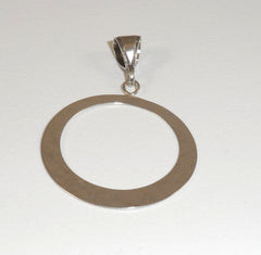 Alwaysbelisting: Vintage 925 Sterling Silver Round Hammered Pendant