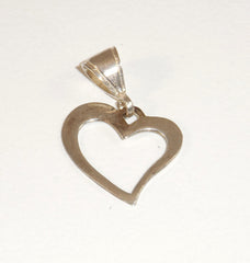 Alwaysbelisting: Vintage 925 Sterling Silver Dangle Heart Pendant